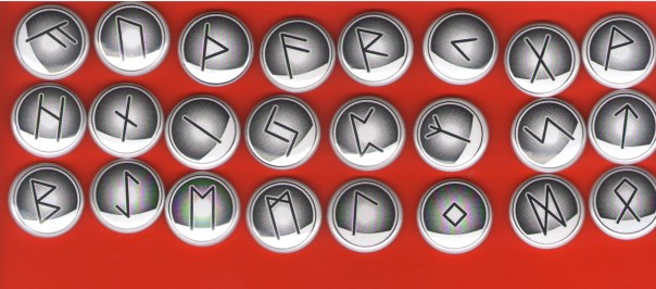 Das neue Runenfuthark von Exo. Pins sind 25 mm 