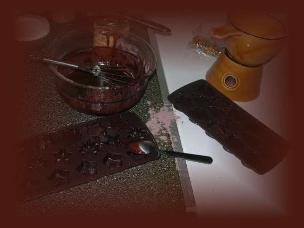 Das Herstellen von Schokolade braucht viel Liebe und Konzentration.