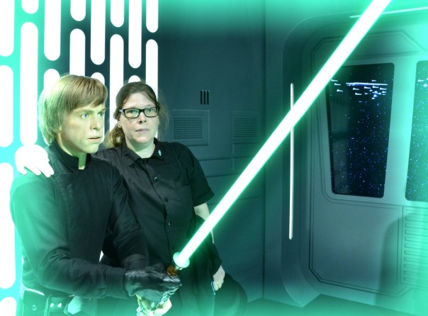 Luke lässt sich auch durch ständigens fotografieren nicht ablenken.